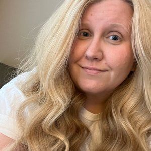 Meet your Posher, Kara